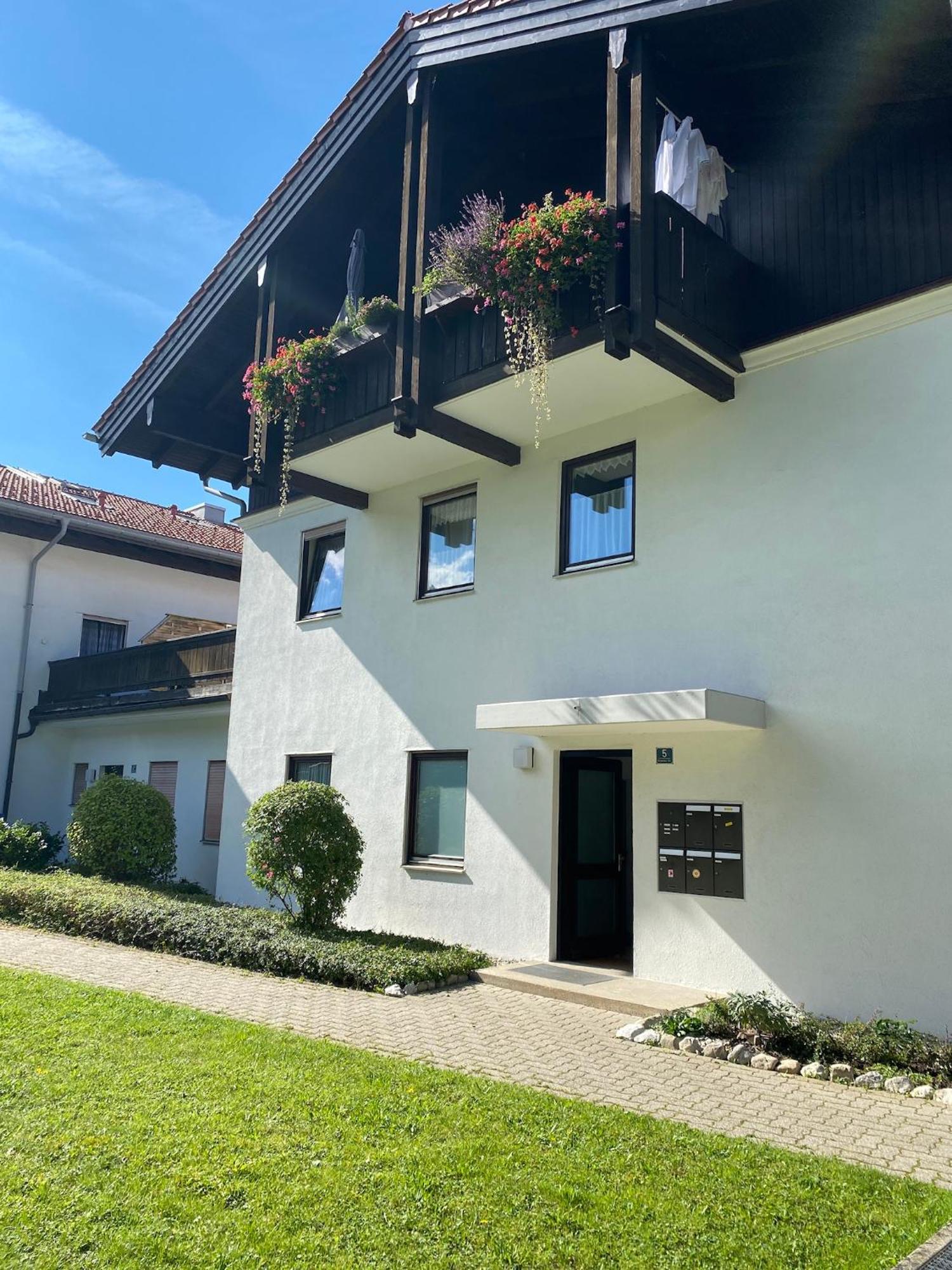 Ferienwohnung Chiemgauzeit - Chiemgaukarte Inzell Exteriör bild